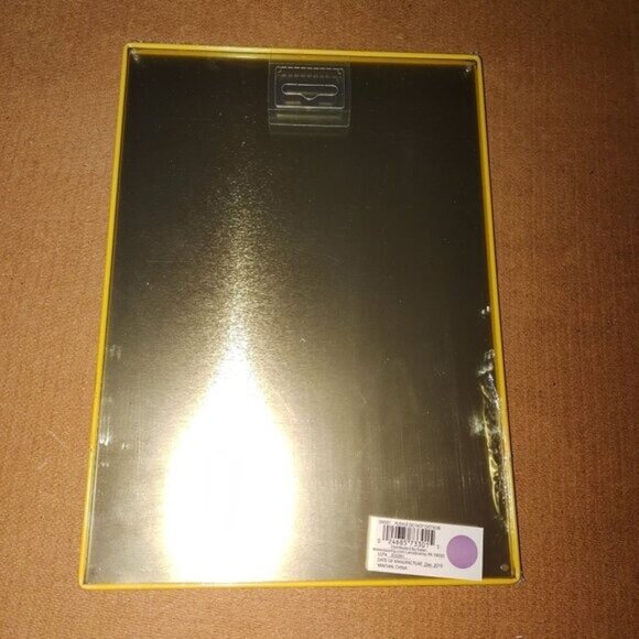 Funny "Do Not Disturb Im Sleeping" Yellow Metal Sign Wall Decor 8" x 10" - Picture 2 of 3